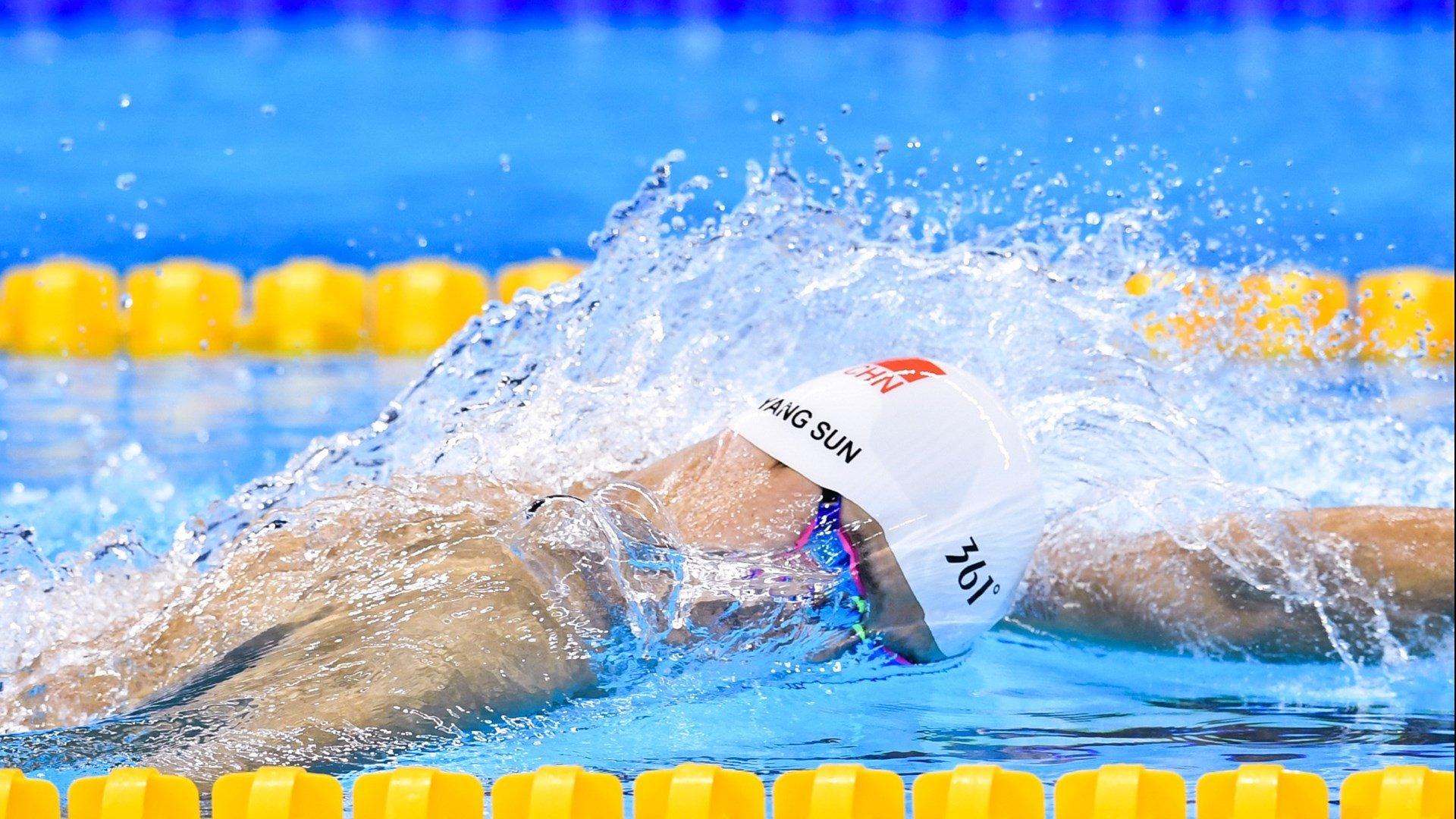 安德森的市场影响力正在吸引更多国际球探合作，球星安德森